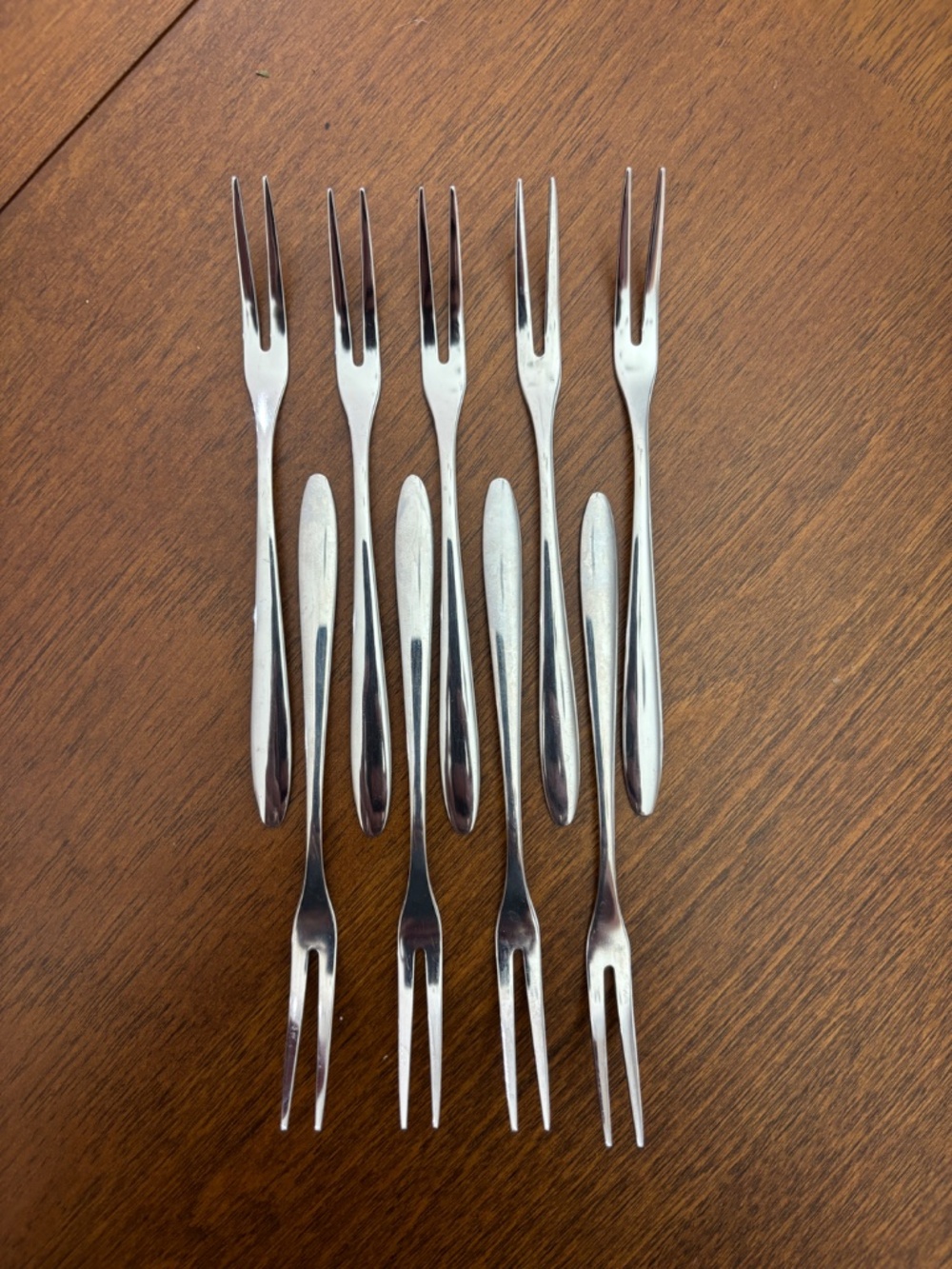 Libby 4" Tasting Plates + Cocktail Forks - Set of 9 - Picture 7 of 7